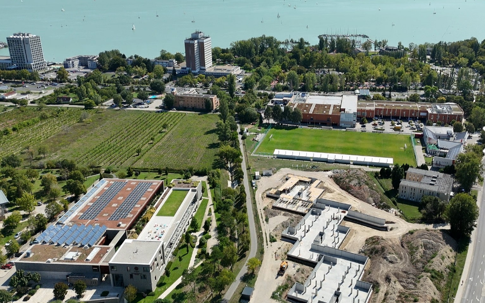 Helyszín és életérzés: Balatonfüred eladó új lakások környezete