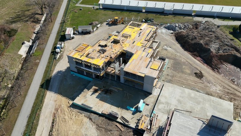 [GALERIA10]Építkezés 