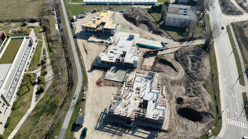 [GALERIA10]Építkezés 