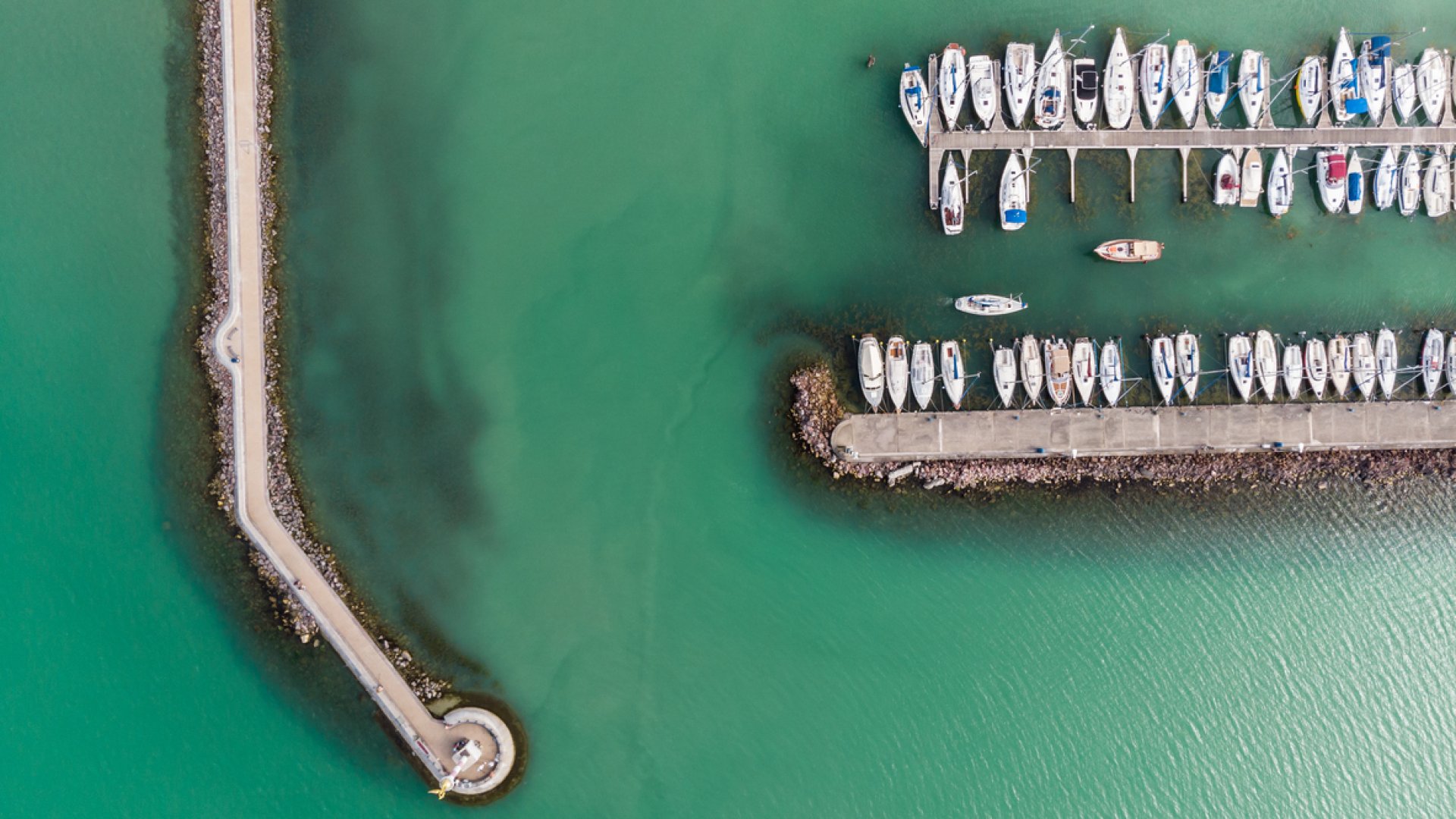 Ingatlanbefektetés a Balatonnál – így válassza ki a tökéletes lakást Ingatlanbefektetés a Balatonnál – így válassza ki a tökéletes lakást